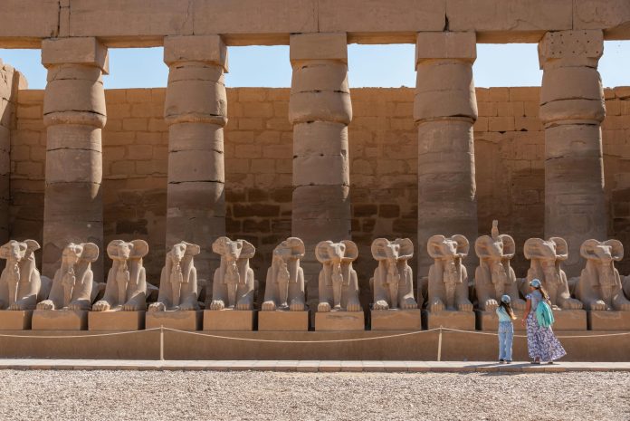 Turismo a Luxor, in Egitto.